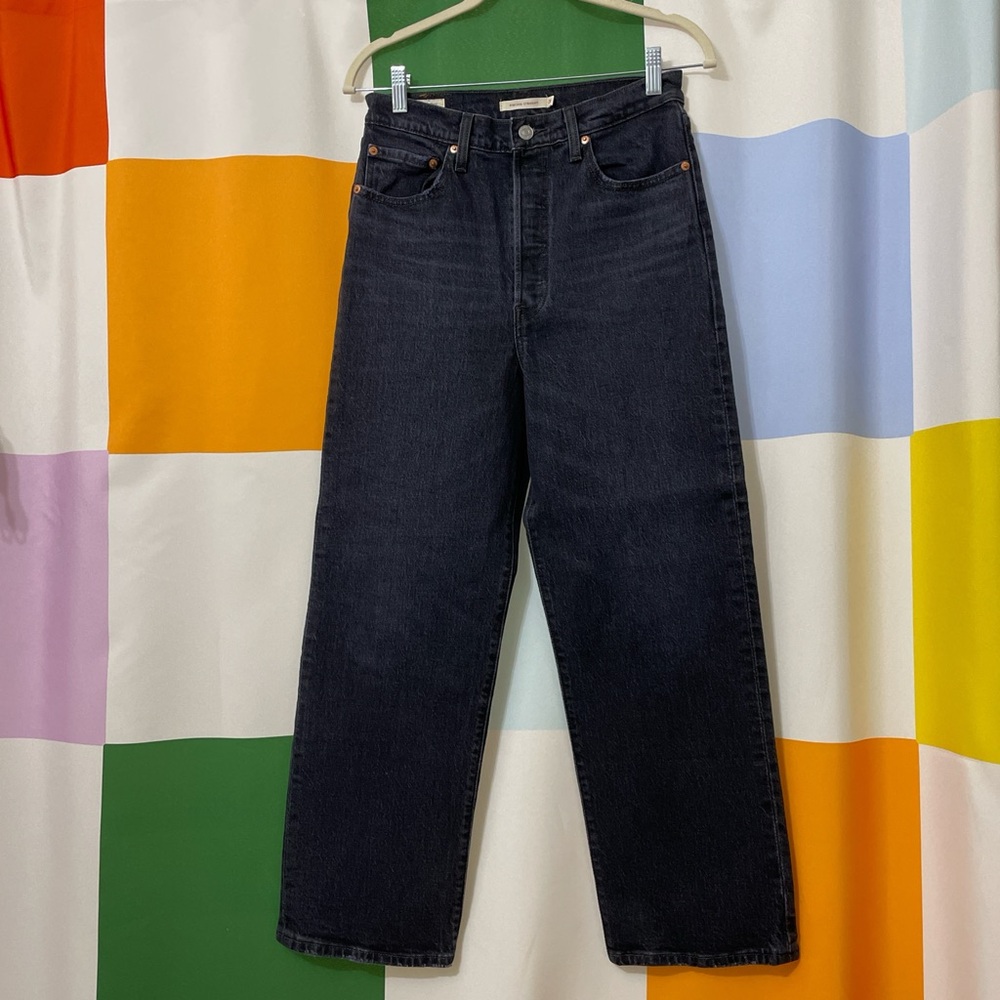 Levi’s Ribcage Straight washed black high-waisted wide-leg jeans NWOT